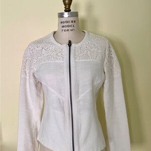 Elegant White Lace Women's Jacket